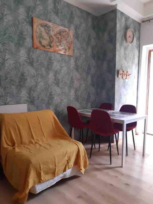 Apartment 2 Pieces De 38m2 A Le Pont Pres De Paris Et *